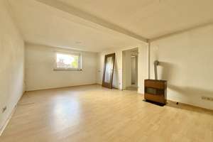 **Neues Leben einhauchen – Haus für kreative Köpfe** – Die vollständige Adresse der Immobilie erhältst du vom Anbieter., 91090 Effeltrich – Vorschaubild 3