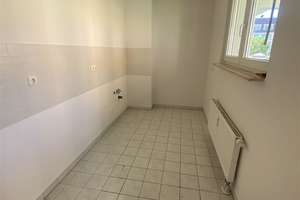Erfurt* Karree am Südpark* renovierte große 1 Zimmer-Wohnung mit Balkon* sep. Küche* Wannenbad* – Otto-Knöpfer-Strasse 6, 99096 Daberstedt, Erfurt – Vorschaubild 9