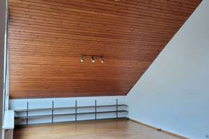 von Privat: Ruhige 3-Zi. DG Wohnung (86qm), Balkon, EBK, Gäste-WC, TG-Stellplatz, keine Maklergebühr – Die vollständige Adresse der Immobilie erhältst du vom Anbieter., 70619 Riedenberg, Stuttgart – Vorschaubild 16