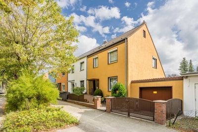 Großzügiges und gepflegtes Haus in zentraler Lage von Alt-Mariendorf!