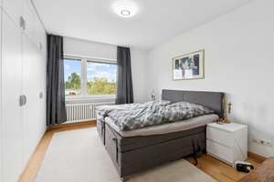 Ruhiger Rückzugsort mit Weitblick: Lichtdurchflutetes 4-Zimmer-Idyll – Die vollständige Adresse der Immobilie erhältst du vom Anbieter., 14163 Nikolassee, Berlin – Vorschaubild 9