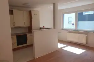 Schöne und vollständig renovierte 2-Zimmer-Erdgeschosswohnung mit Balkon und EBK in Wuppertal – Hohenstein 146, 42283 Wuppertal – Vorschaubild 2