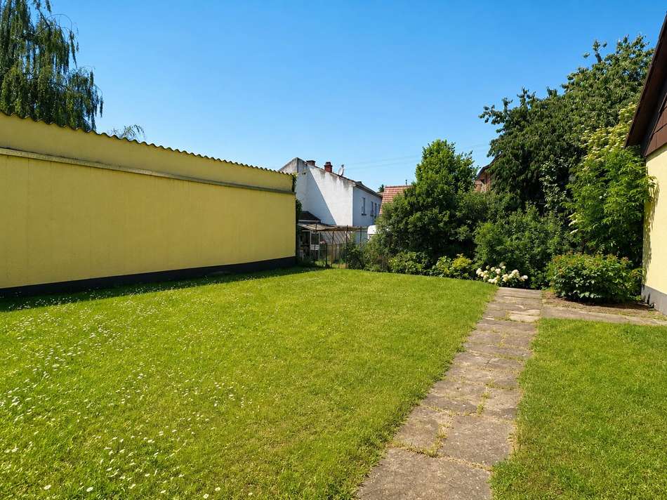 Großzügiger Garten