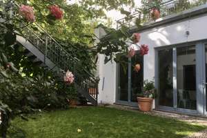 Maisonette with Private Garden in Berlin Mitte