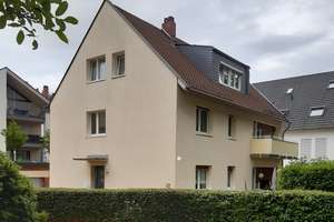 Gemütliche, gepflegte 3-Zimmer Dachgeschosswohnung in Wiesbaden Nordost