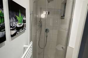 Geschmackvolle,möblierte neuwertige 2-Zimmer-Wohnung mit geh. Innenausstattung in München  – Landsberger Str. 119 VD, 80339 Westend, München – Vorschaubild 7