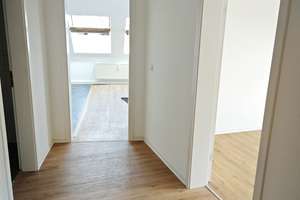 2 Raum Wohnung im Dachgeschoss – 4277 Connewitz, Leipzig – Vorschaubild 4