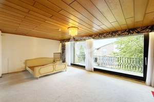 Elegante Stadtvilla in Jülich überzeugt mit ruhiger Lage, sonnigem Grundstück, Galerie und eigenem P – Die vollständige Adresse der Immobilie erhältst du vom Anbieter., 52428 Jülich – Vorschaubild 9
