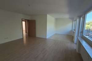 Top-NEU sanierte Wohnung 1 .Etage mit Balkon, OB-Königshardt, Matzenbergstraße 145 – Matzenbergstraße 145, 46145 Sterkrade-Nord, Oberhausen – Vorschaubild 2