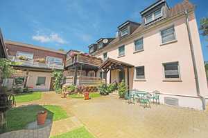 Luxuriöses Wohnen mit 4 abgeschl. Wohnungen und je einer dazugeh. Doppelgarage auf 9.000 m² Grdst. – Wittenberg (Kreis) – Vorschaubild 18