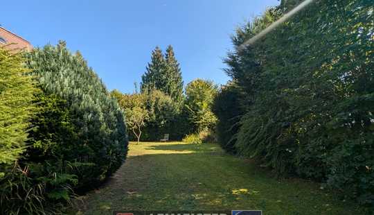 Bild von RARITÄT in ruhiger Wohnlage! Einfamilienhaus in Hanau mit tollem Garten und Garage