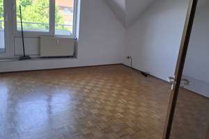 Schöne Wohnung mit Balkon – Shepton-Mallet-Ring 32, 30655 Misburg-Nord, Hannover – Vorschaubild 2