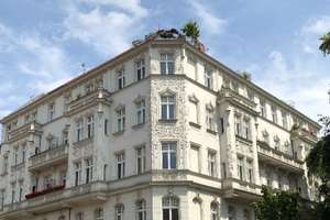 Wunderschöne 4,5 - Zimmer Stuckaltbauwohnung im Zillekiez