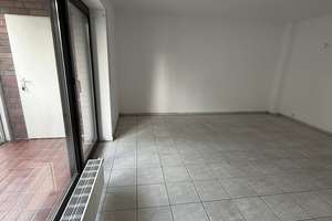 Frisch sanierte 2-Zimmer-Wohnung mit 2 x Loggia – Giesenkirchener Str. 106, 41238 Mülfort, Mönchengladbach – Vorschaubild 2