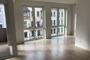 Südvorstadt: exklusives Wohnen auf 83 qm in heller 3-Raum-Wohnung mit Küche zum Sofortbezug