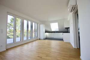 Zweitbezug 2-Zimmer-Dachterrassenwohnung in Mehrfamilienvilla mit fünf Wohneinheiten – Glockenblumenstrasse 16, 80935 Lerchenau-Ost, München – Vorschaubild 19