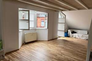Sehr stylische Maisonettewohnung 45 qm, EBK, Stellplatz – 68169 Neckarstadt-West, Mannheim – Vorschaubild 3