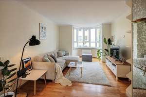 Möbliert: Maxvorstadt: Großzügige 3‑Zimmer Wohnung in Top-Lage – Die vollständige Adresse der Immobilie erhältst du vom Anbieter., 80799 Am alten nördlichen Friedhof, München – Vorschaubild 1