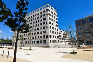 Urbanes Wohnen mit Highlight-Dachterrasse: Stilvolles 2-Zi.-Apartment im beliebten Hanna-Carré HC28 – Johanna-Dachs-Str. 36, 93055 Ostenviertel, Regensburg – Vorschaubild 2