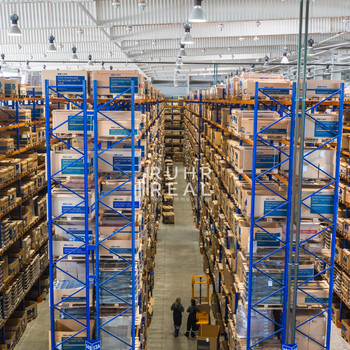 Multifunktionale Industrie- und Logistikhalle | Rampen | RUHR REAL