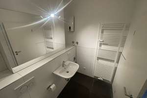 Wohnen mitten auf der Rü! - 2,5 Zimmer Wohnung mit Einbauküche – Franziskastraße 2-4, 45131 Rüttenscheid, Essen – Vorschaubild 7