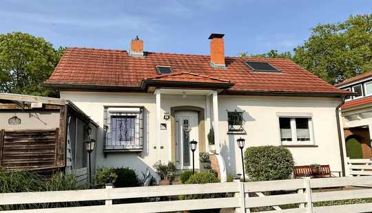 Bild von Gepflegtes Einfamilienhaus mit Garten am Rande des beliebten Göttinger Ostviertels