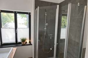 Top-Angebot: Luxuriöses Gutshaus-LOFT, 140 qm, 2 SZ, 2 Bäder, WC, EBK, Garten&Terrassen, 2 TG-Plätze – Brühler Landstraße 549, 50997 Meschenich, Köln – Vorschaubild 12