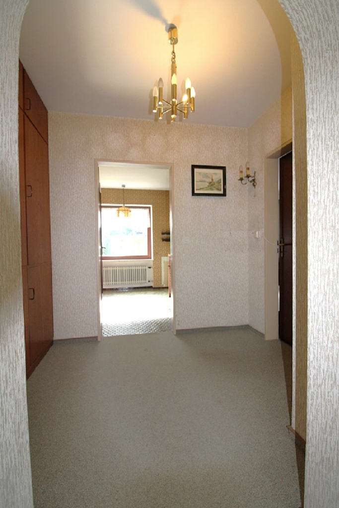 Immobilie in Fischach - Zweifamilienhaus mit viel Potential in begehrter Lage Fischachs - Bild 4