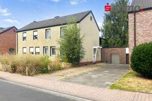 Modernisierungsbedürftiges EFH mit Garten und Garage – Die vollständige Adresse der Immobilie erhältst du vom Anbieter., 52477 Alsdorf – Vorschaubild 1