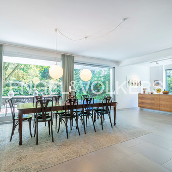 Modernes Domizil in Marienburgs bester Lage!