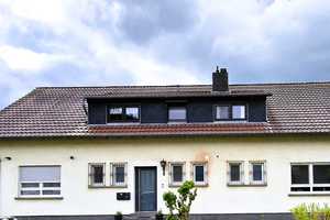 Zweifamilienhaus in ruhiger Lage mit schönem Garten – Saarpfalz-Kreis – Vorschaubild 2