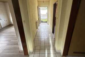 Renovierungsbedürftiges Einfamilienhaus in Köln-Urbach – Lichpfad 1, 51145 Köln – Vorschaubild 4
