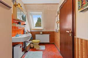 Sanierungsbedürftige Doppelhaushälfte mit großzügigem Grundstück und Doppelgarage in HH-Rahlstedt – Die vollständige Adresse der Immobilie erhältst du vom Anbieter., 22145 Rahlstedt, Hamburg – Vorschaubild 16