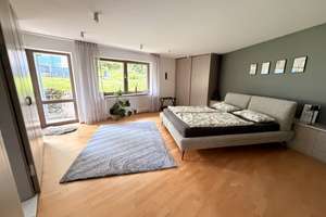 Exklusives Architektenhaus mit Einliegerwohnung in Bestlage - Achalm – Die vollständige Adresse der Immobilie erhältst du vom Anbieter., 72766 Reutlingen-Mitte, Reutlingen – Vorschaubild 12