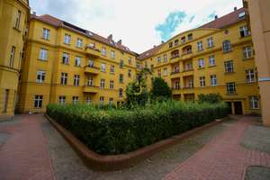 Historischer Charme trifft moderne Lebensqualität: 2-Zimmer Wohnung in begehrter Lage von Pankow – Die vollständige Adresse der Immobilie erhältst du vom Anbieter., 13187 Pankow (Ortsteil), Berlin – Vorschaubild 4