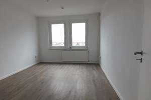 Bezugsfreie 3-Zimmer-Wohnung mit Balkon im Herzen von Strehlen – Conrad-Felixmüller-Str. 4, 1219 Strehlen, Dresden – Vorschaubild 3