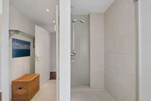Traumhafte 4-Zimmer Penthouse-Wohnung mit sonniger Loggia in Hoheluft-West – Die vollständige Adresse der Immobilie erhältst du vom Anbieter., 20253 Hoheluft-West, Hamburg – Vorschaubild 12