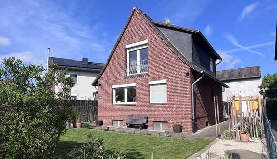 Bild von Wohnen mit Mehrwert – 3-Familienhaus mit Garten & vielen Möglichkeiten für Ihre Zukunft
