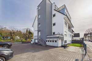 Attraktives Anlage-Doppel in Koblenz-Arenberg
Zwei gepflegte Mehrfamilienhäuser als Paketverkauf! – 56077 Arenberg, Koblenz – Vorschaubild 3