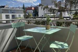 Frisch renoviert & neu möbliert | Ruhige 1-Zimmer-Wohnung mit großem Südbalkon | Maxvorstadt – Die vollständige Adresse der Immobilie erhältst du vom Anbieter., 80798 Josephsplatz, München – Vorschaubild 3