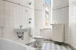 Wunderschöne Altbauwohnung 
mit 3,5 Zimmern am Lietzensee – Dernburgstraße 4, 14057 Charlottenburg, Berlin – Vorschaubild 12