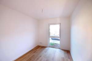Reihenhaus mit 3 Ebenen mit Einbauküche, Garten, Terrasse, Tageslichtbad, Stellplatz u.v.m. – Rundkapellenweg 24J, 4249 Hartmannsdorf-Knautnaundorf, Leipzig – Vorschaubild 10