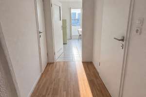 Charmante 1-Zimmer Wohnung im 5. OG mit Terrasse und Balkon  – Oststr. 39, 40211 Stadtmitte, Düsseldorf – Vorschaubild 3