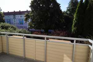 Hereinspaziert! 3 Zimmer, Balkon und Bad mit Dusche – Albert-Schweitzer-Straße 2, 9116 Chemnitz – Vorschaubild 4