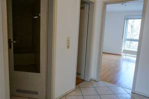 Helle  2-Zimmer-Wohnung mit Balkon und Einbauküche , zentral u. ruhig,        in Wiesbaden – Die vollständige Adresse der Immobilie erhältst du vom Anbieter., 65187 Biebrich, Wiesbaden – Vorschaubild 7
