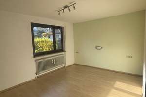 ***Leerstehende 4 Zi. Wohnung mit Balkon + TG-Stellplatz*** – Mannspergerstr. x, 70619 Heumaden, Stuttgart – Vorschaubild 3