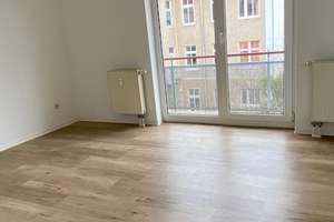 Attraktive Wohnung in zentraler Innenstadtlage mit Aufzug, Einbauküche und Balkon. – Gutenbergstrasse 9, 39106 Alte Neustadt, Magdeburg – Vorschaubild 3