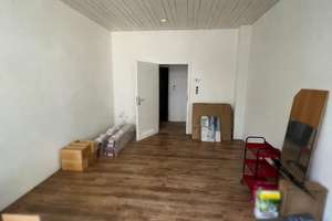 Großzügige 4-Zimmer-Wohnung mit ca. 94 m² in zentraler Dortmunder Lage mit viel Potenzial – Rheinische Straße 113, 44137 Dorstfelder Brücke, Dortmund – Vorschaubild 2