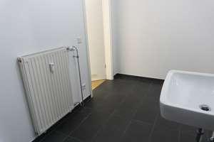 Seniorengerechte 2-Zimmer Wohnung im 2. OG mit Aufzug in Fürth Altstadt/Innenstadt – Rosenstraße 16, 90762 Altstadt, Innenstadt, Fürth – Vorschaubild 15