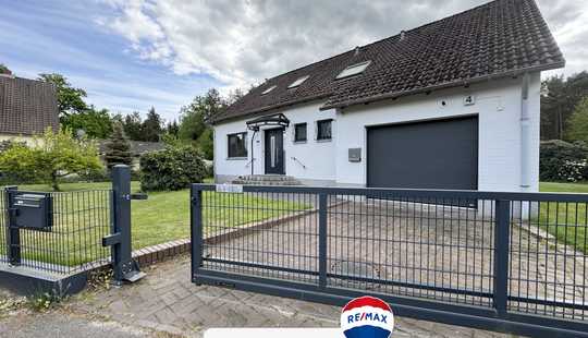 Bild von Einfamilienhaus auf Traum - Grundstück! (TJ-6471)